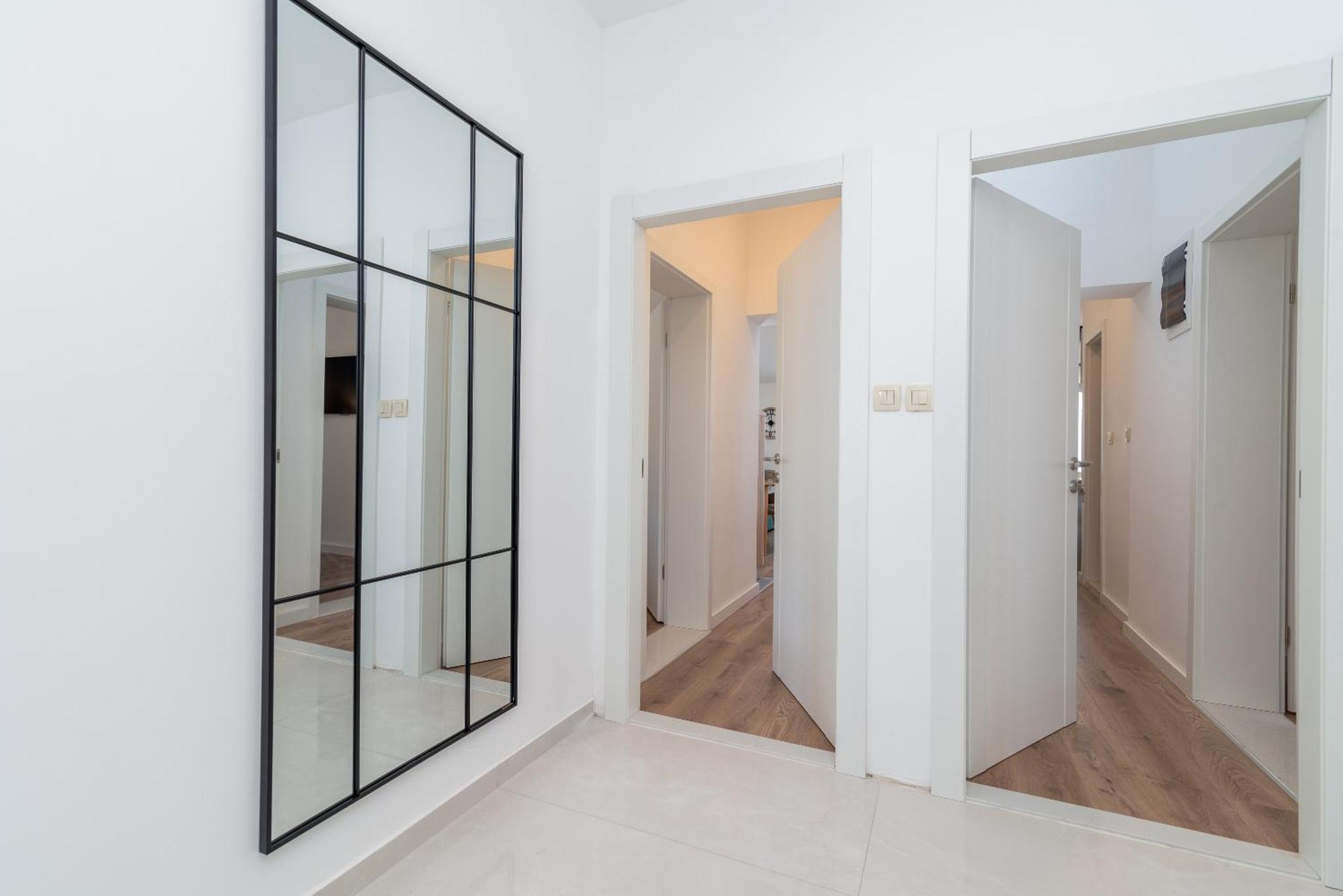 Sea View Apartment Karmen Jesenice  Bagian luar foto