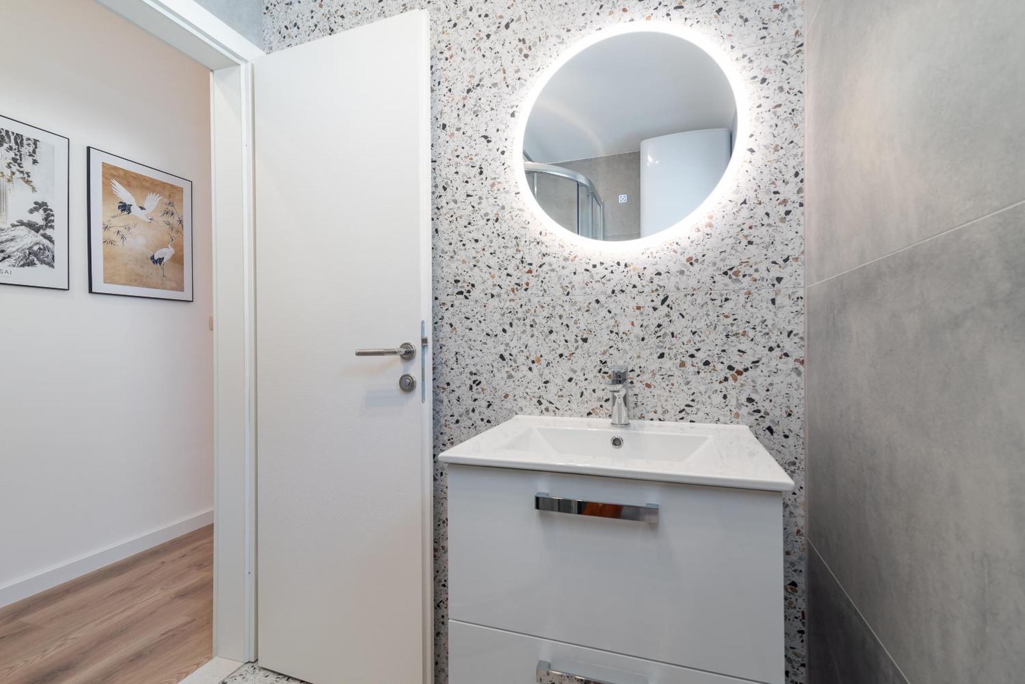 Sea View Apartment Karmen Jesenice  Bagian luar foto